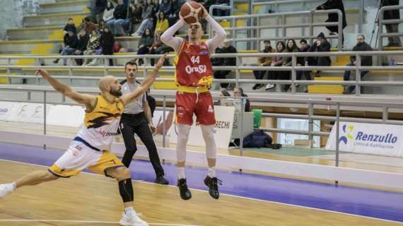 Serie B - Gli ultimi minuti condannano Ravenna che esce sconfitta a Salerno