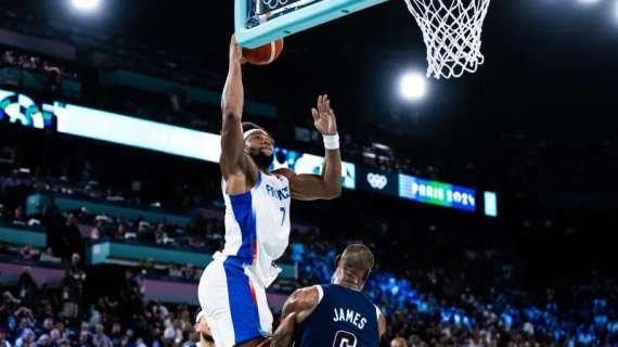 NBA - Lakers-Sixers: James vs Yabusele, la prima volta dopo il poster olimpico