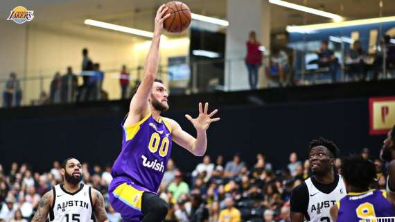 NBA - Lakers: al centro disponibile un'opzione Spencer Hawes