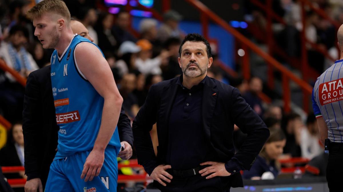 Napoli, Magro: «Caruso il nuovo capitano». A Brescia un'assenza per la Guerri