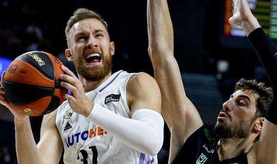 ACB - Primo tempo Joventut, nel secondo c'è solo Real Madrid