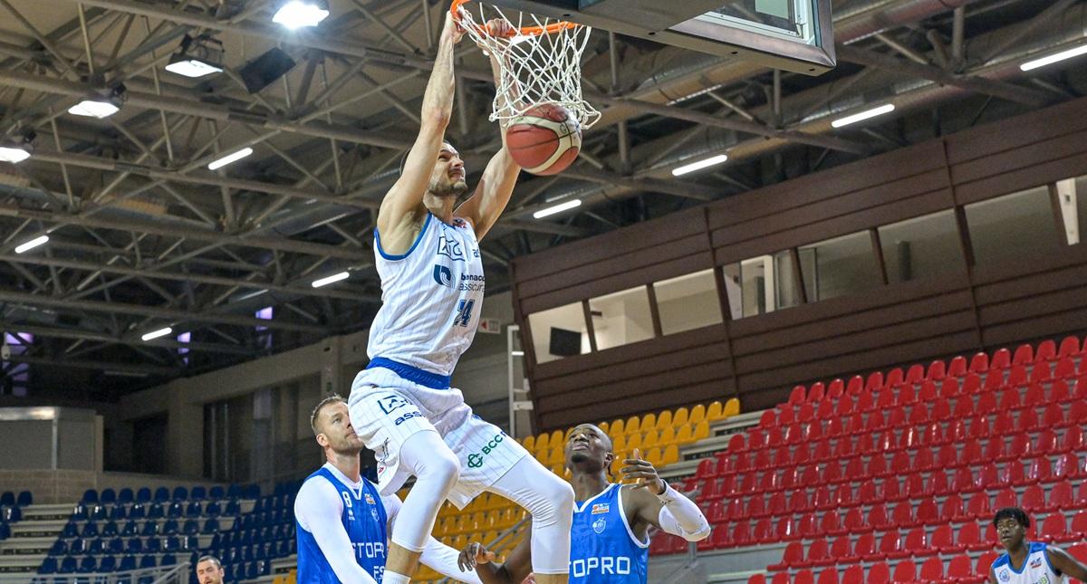 Serie B - La Benacquista non si ferma: Fabriano ko, quinta vittoria di fila