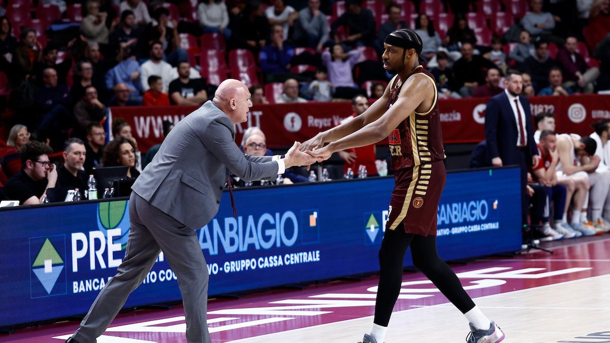 Reyer Venezia attende Napoli a caccia delle Final Eight di Coppa Italia 