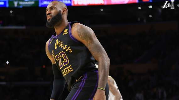 NBA - Netflix mostra LeBron James che impreca contro l'ex HC dei Lakers