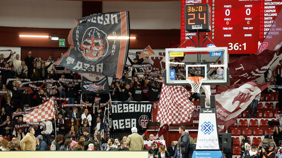 Il caos e le incertezze di Trapani non fermano i tifosi: oltre 4000 per la sfida Varese