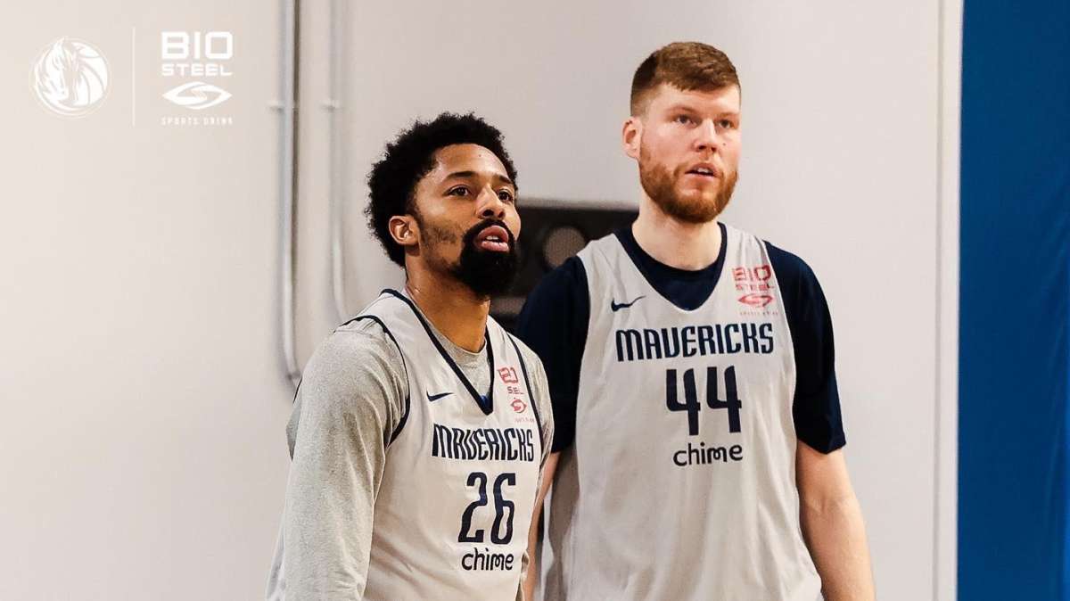 Spencer Dinwiddie - 26