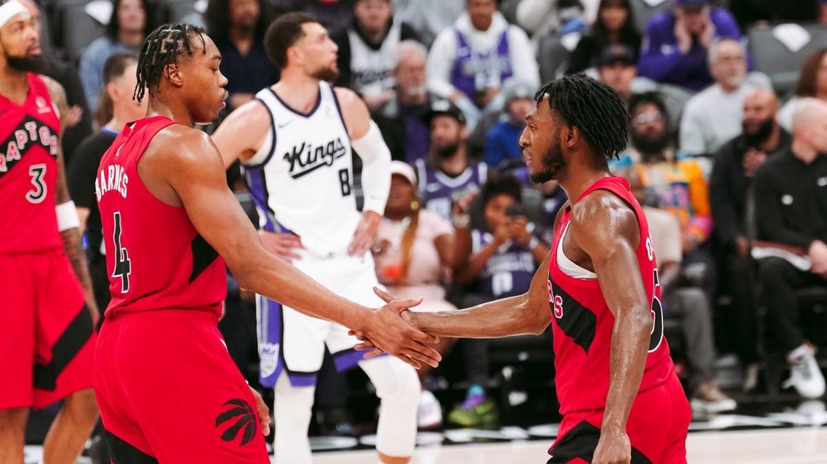 Barnes accende il terzo quarto e i Raptors ribaltano i Kings a Sacramento