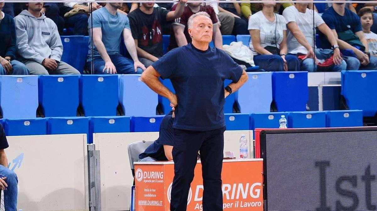 A2 - Brindisi, Bucchi: «Il difficile comincia ora. Questa sconfitta deve essere una lezione»