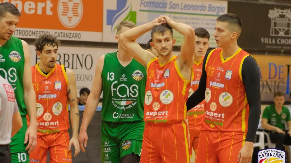 Serie B - Basket Academy ammirevole, piegato il coriaceo Basket Corato 