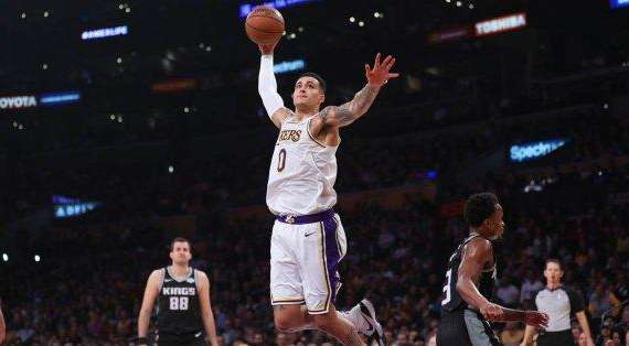 NBA - I Lakers ritrovano un sorriso contro i Kings