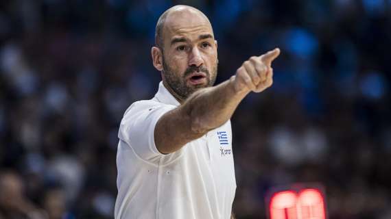 Vassilis Spanoulis anima la conferenza stampa: "Mi aspettavo di sentire una domanda sul basket"