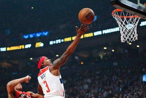 NBA - I Wizards cominciano bene in casa dei Toronto Raptors