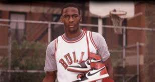 NBA - Sesso e droga, così cominciò l'avventura di Jordan con i Bulls