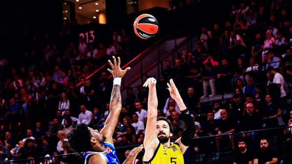 EuroLeague - Il Fenerbahçe domina, poi vince un finale thrilling in casa dell'Efes