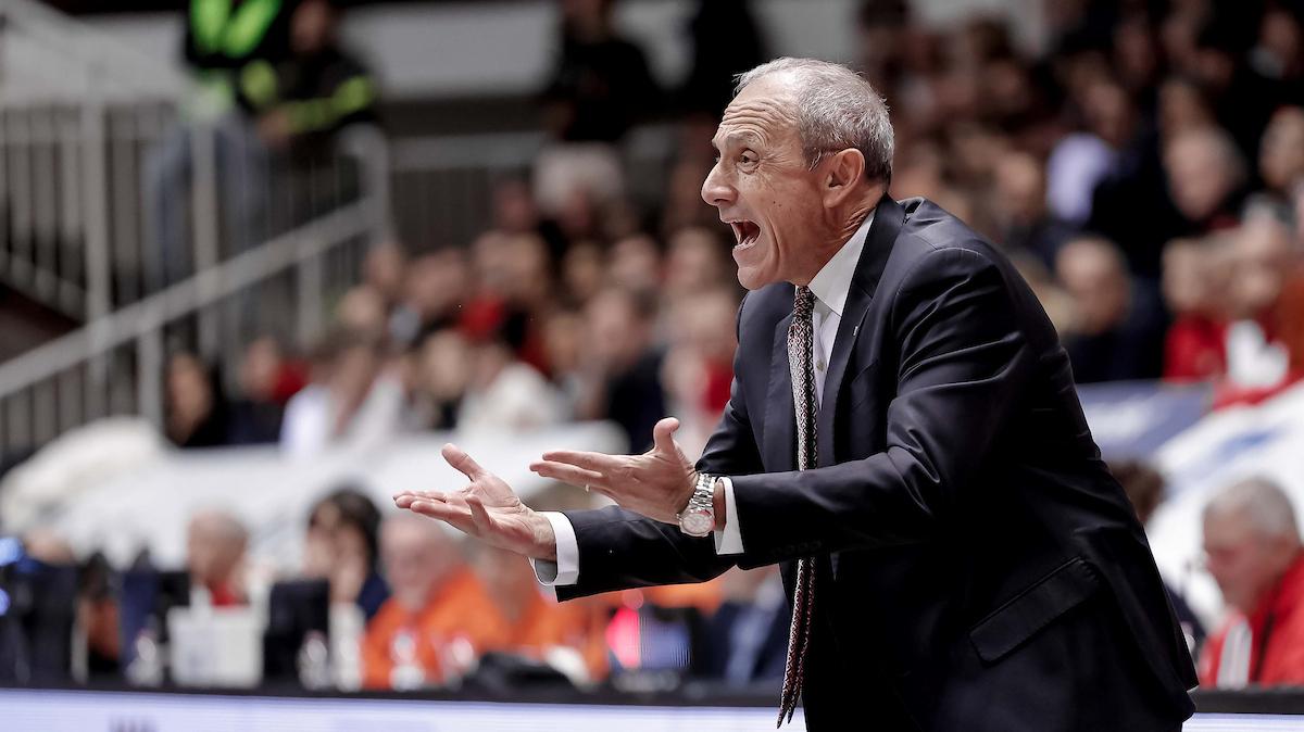 Olimpia, Messina: «Il primo quarto decisivo. LeDay? Condizione fisica pietosa»