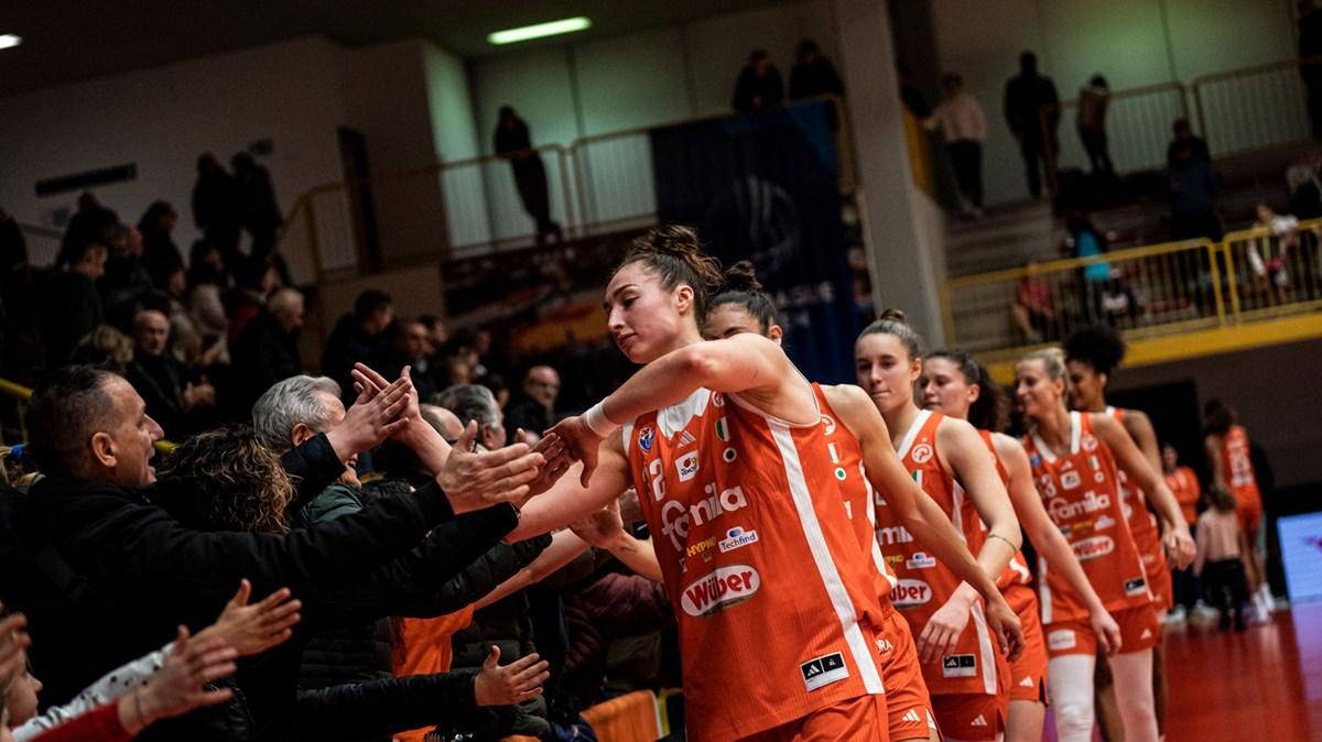 A1 F - Mercoledì al PalaRomare si gioca Famila-Derthona