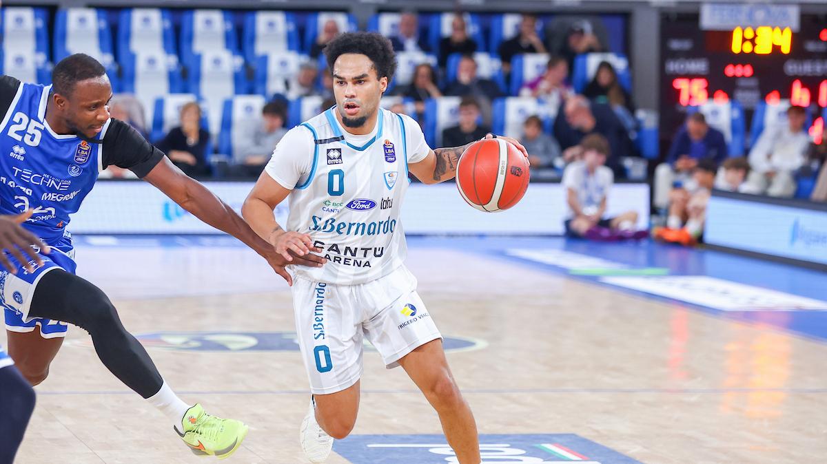 Acqua S.Bernardo Cantù, parla Gilyard: "Mi piace la città. I tifosi sono fantastici"