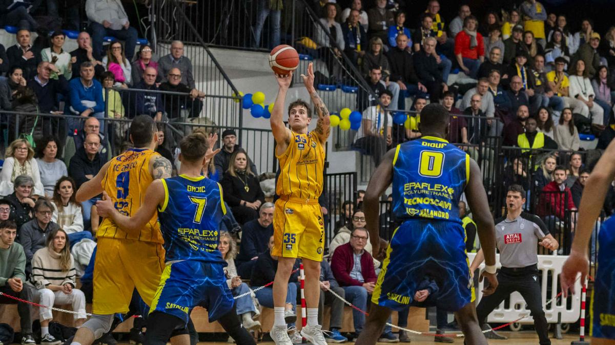 Serie B - Una Vigevano dalle percentuali altissime espugna il PalArquato dei Bees