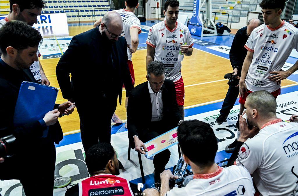 Pistoia, esordio casalingo per Strobl: «Se i tifosi non fossero presenti, li capirei. Ma...»