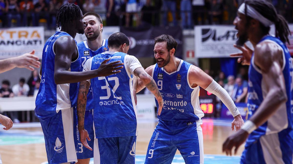Cantù vs Varese: le pagelle del derby. Green è decisivo, Nkamhoua non basta alla OJM