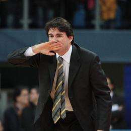 Virtus Bologna - Coach Alex Finelli a Telesanterno