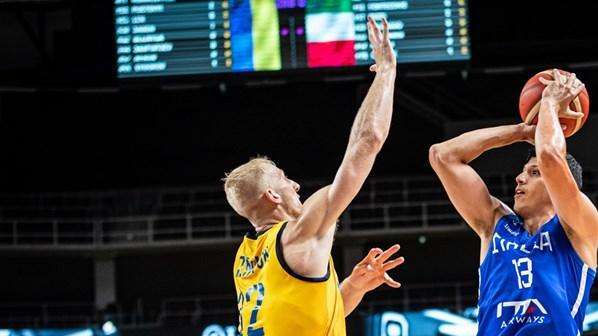 LIVE - L'Italbasket riparte nel secondo tempo e batte l'Ucraina | QF Mondiali 2023