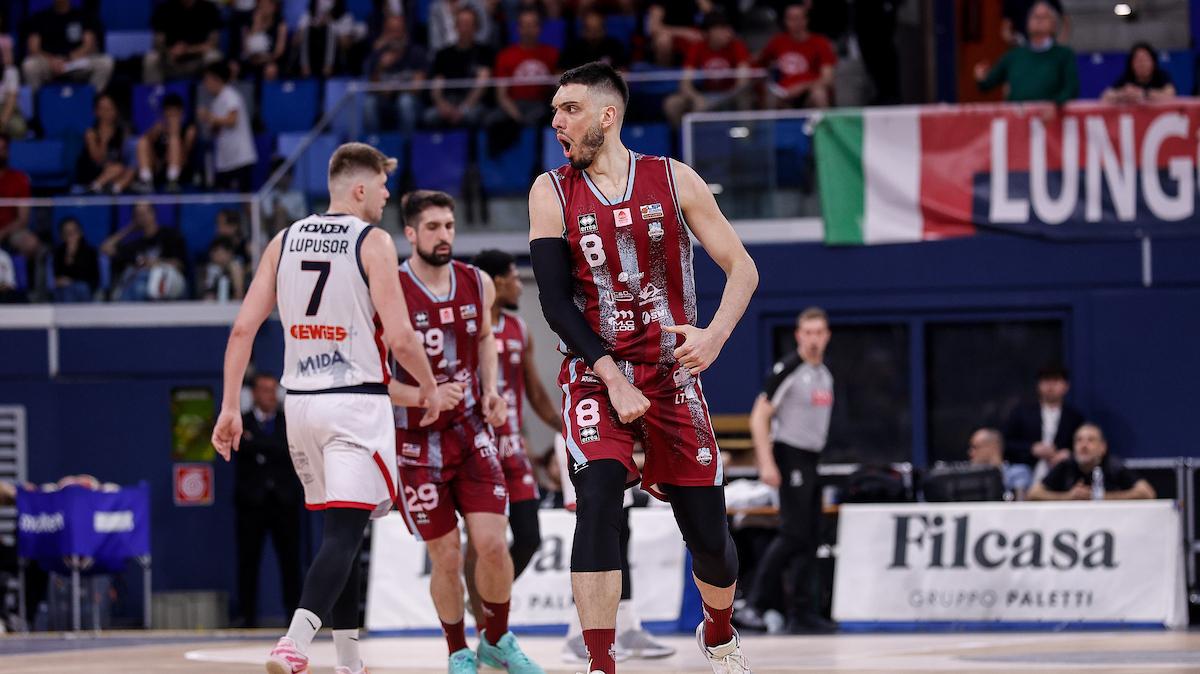Fortitudo Bologna e Scafati si contendono Tommaso Guariglia