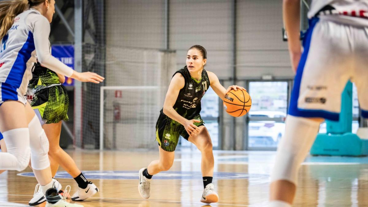 A2 F - Passalacqua in piena emergenza, sbanca Ancona con una prova di squadra e cuore