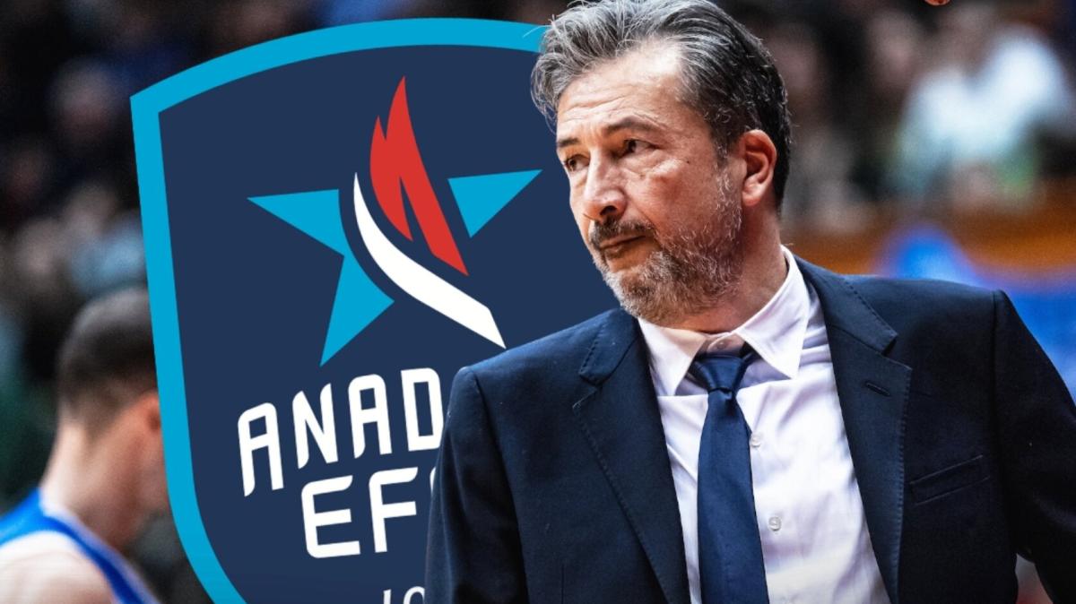 Il CT della Nazionale Luca Banchi pronto al ritorno all'Anadolu Efes