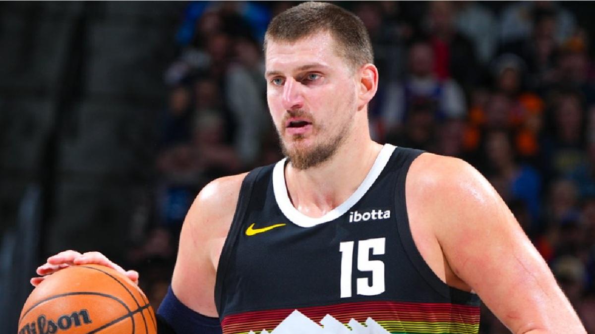 Jokic mostruoso: 56 punti, tripla doppia storica e Nuggets in rimonta sui Timberwolves all’OT