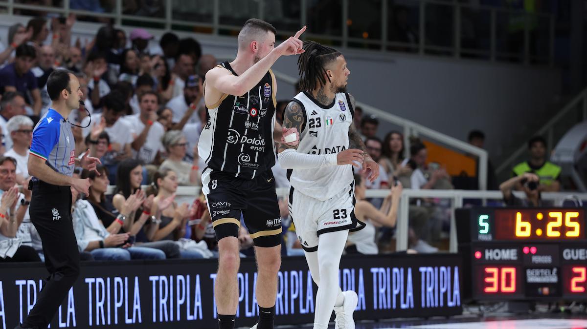 Aquila Trento vs Virtus Bologna, diretta (20', 51-38)