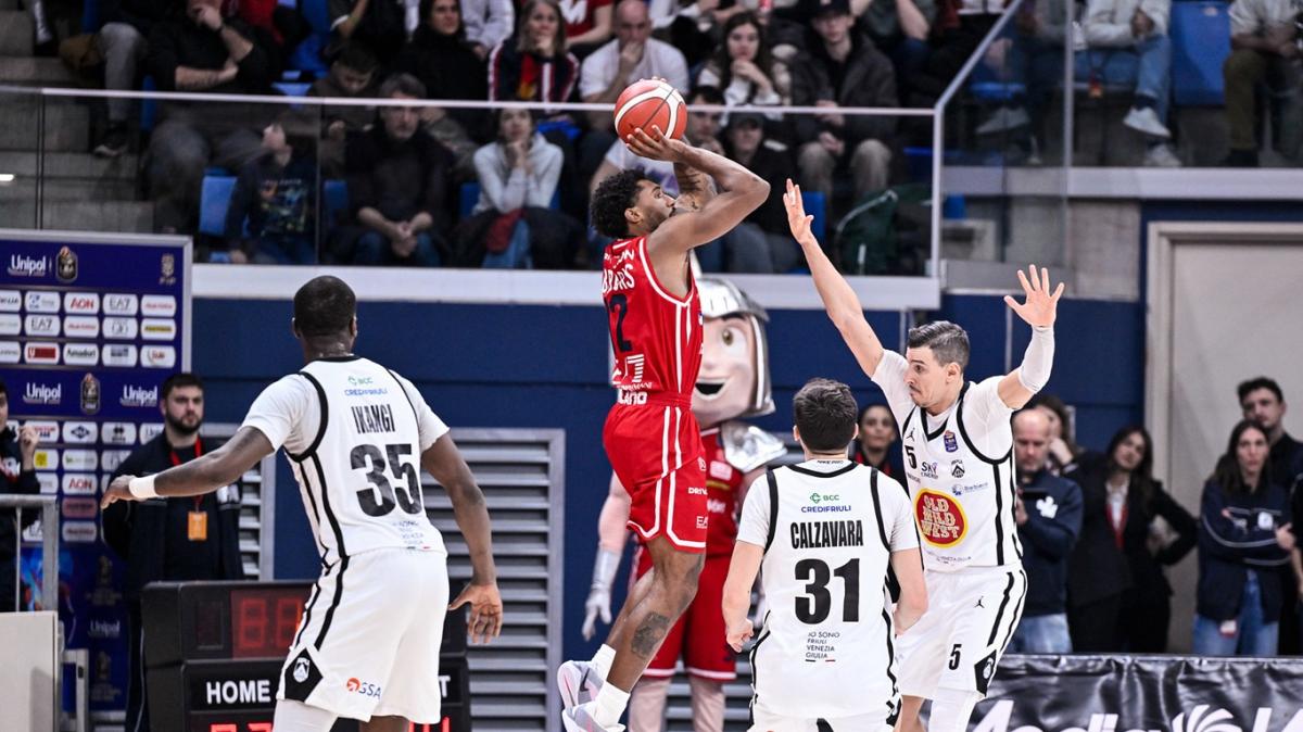 Armoni Brooks nella storia Olimpia: è il secondo MVP dopo Danilo Gallinari