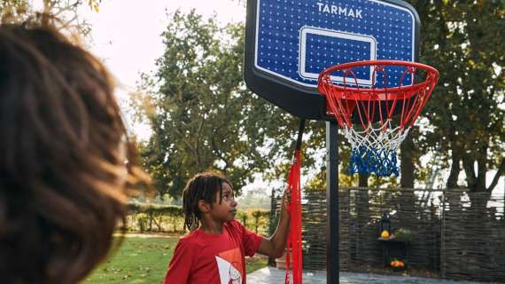 K900 Decathlon: il primo canestro da basket per bambini regolabile