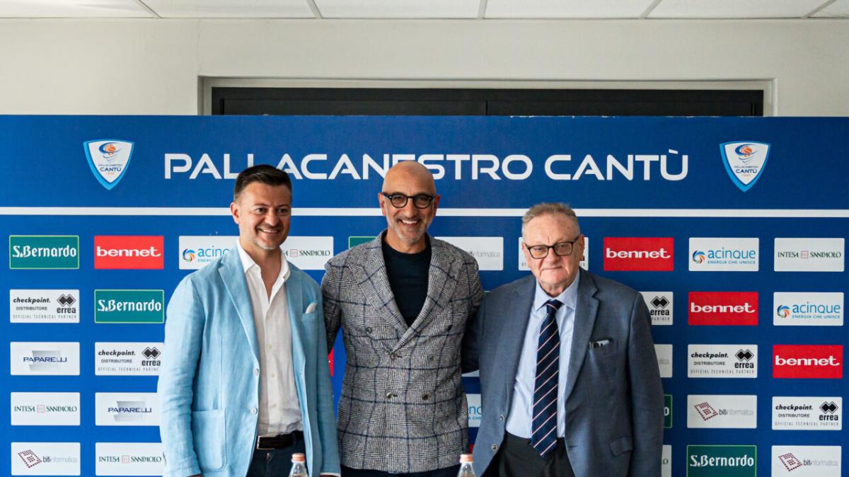 Cantù, è il primo giorno di Frank Vitucci: «Finalmente avrò il calore della curva dalla mia parte»