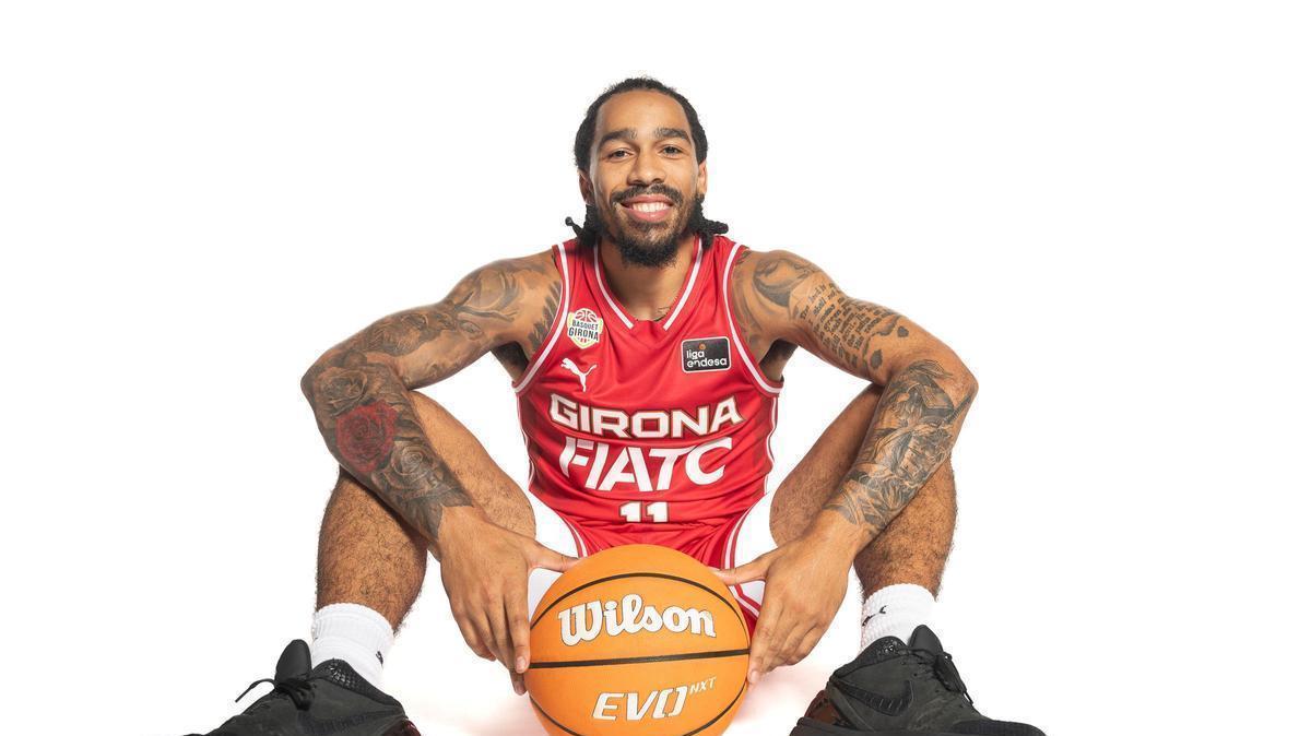 Il play Otis Livingston II