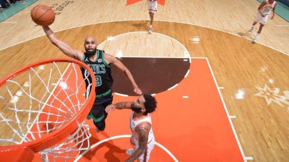 NBA - Boston Celtics diligenti passeggiano sugli Spurs al Frost Center