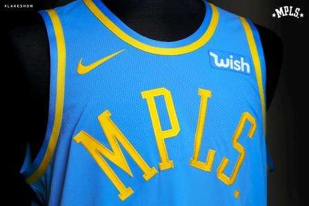 NBA - I Lakers svelano la maglia "Classic" che Lonzo Ball & C. porteranno mercoledì