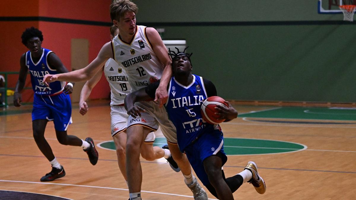 I campioni d'Europa U20 a Domegge: 24^ edizione del torneo di basket De Silvestro-Meneghin