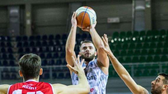A2 - L'Atlante Eurobasket Roma cede alla Tramec Cento