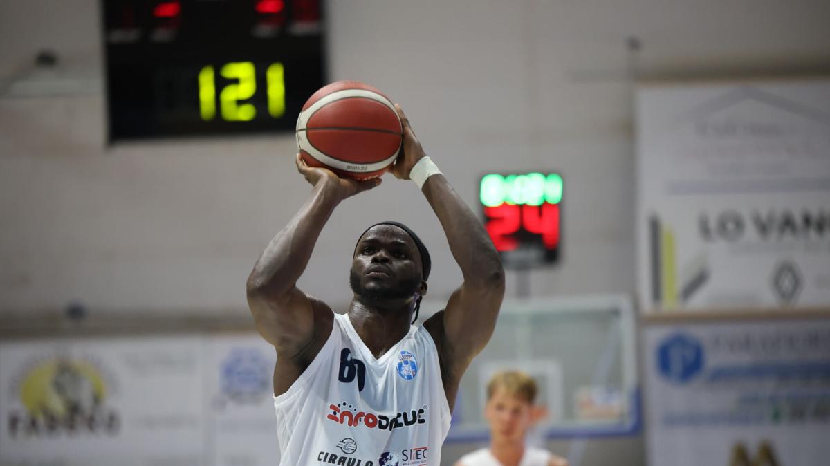 Serie B - Rinviato l'incontro tra Orlandina Basket e Bees Fiorenzuola