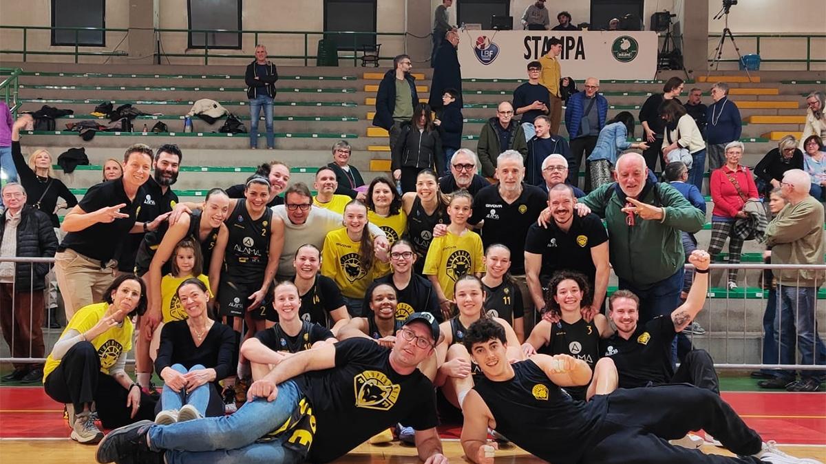 A1 F - L'Alama completa un finale di stagione magico, poker a Broni e playoff