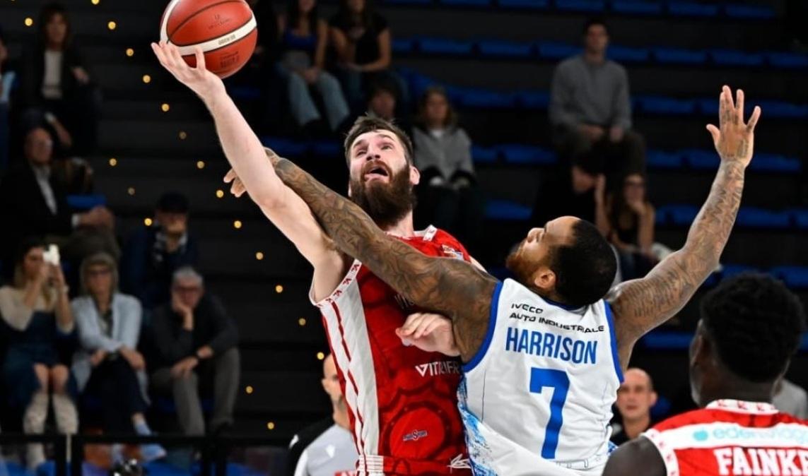 A2 - Miniotas incontenibile: Pesaro sbanca la ChorusLife Arena di Bergamo