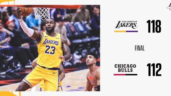 NBA - Tripla doppia di LeBron e i Lakers in rimonta battono i Chicago 