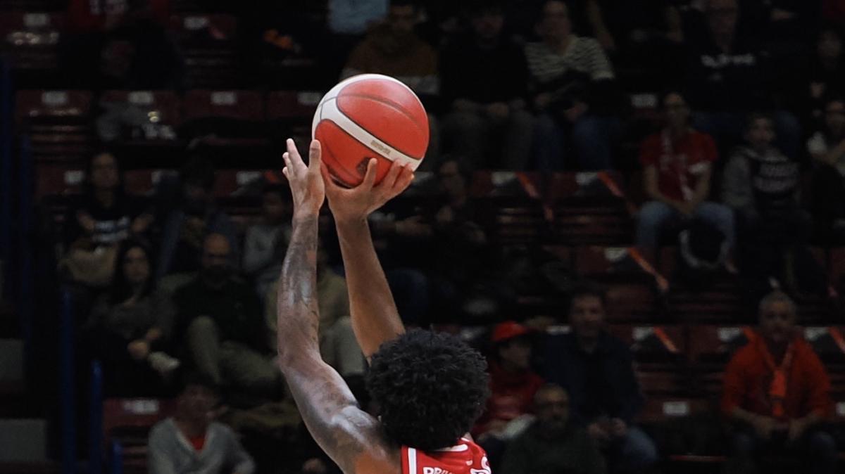 L’Olimpia Milano vince in Eurolega, ma inciampa in campionato 