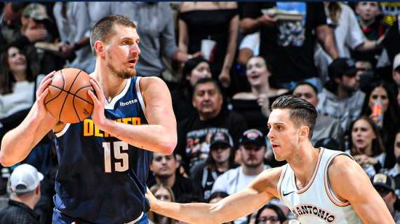 NBA - Jokic è mostruoso più di Wemby: Denver vince all'overtime sugli Spurs