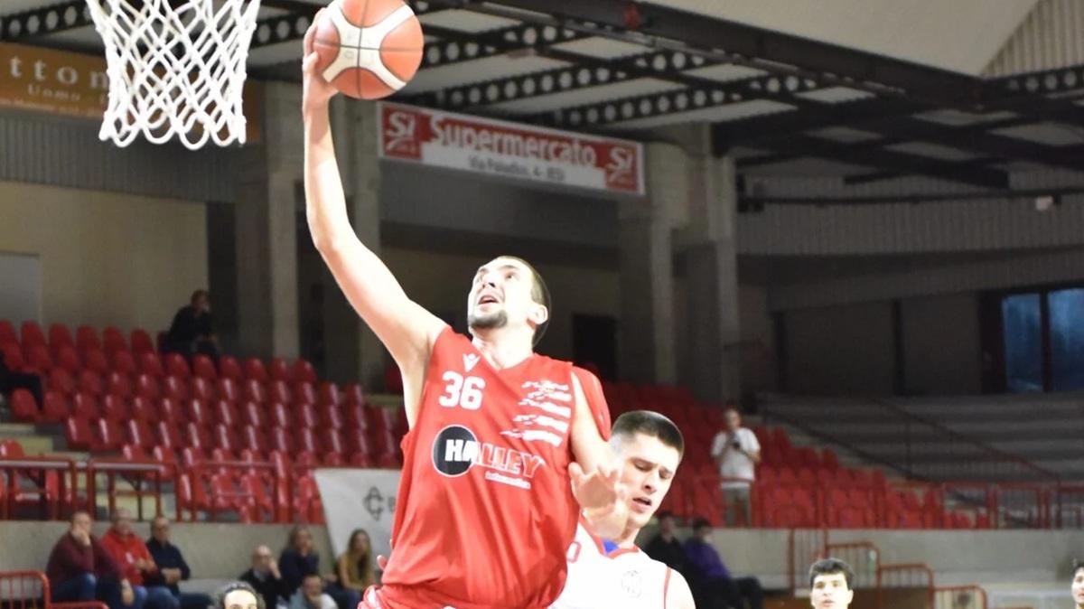 Serie B - La Halley Vigor Matelica vince a Jesi e fa cinquina