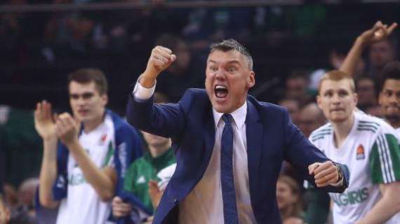 EuroLeague - Playoff, coach Jasikevicius: “Concedere così tanti rimbalzi mi fa arrabbiare”
