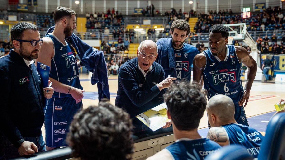 Fortitudo, Caja: «Vittoria di squadra. Perkovic? Ha giocato da straniero »