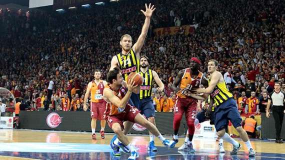 Ancora Galatasary: battuto il Banvit, sarà finale con il Fenerbahce