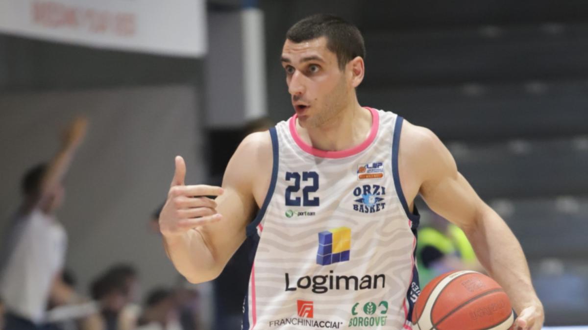 Serie B - Orzinuovi, la prima conferma è Alberto Cacace